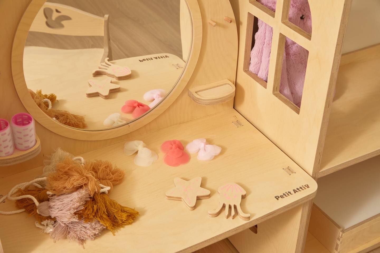 ラビットアティ ドレッシングテーブル